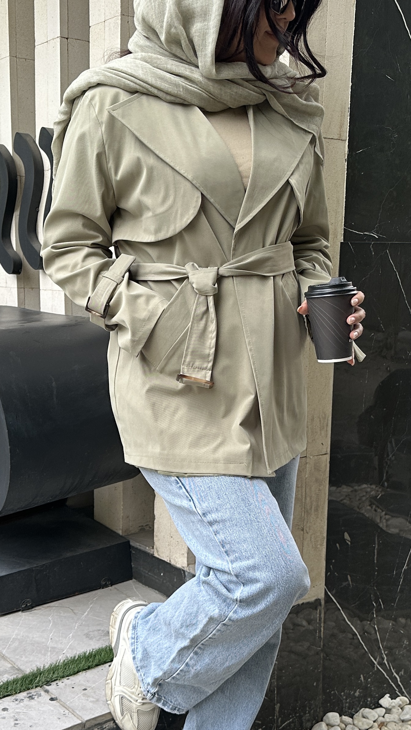 ترنچ کت زنانه کتان زارا مدل کمربندی قد متوسط